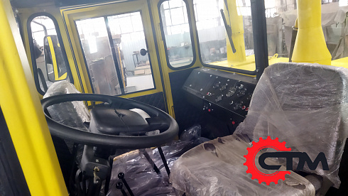 Погрузчик ПК-4, К-700, К-701 на базе трактора Кировец