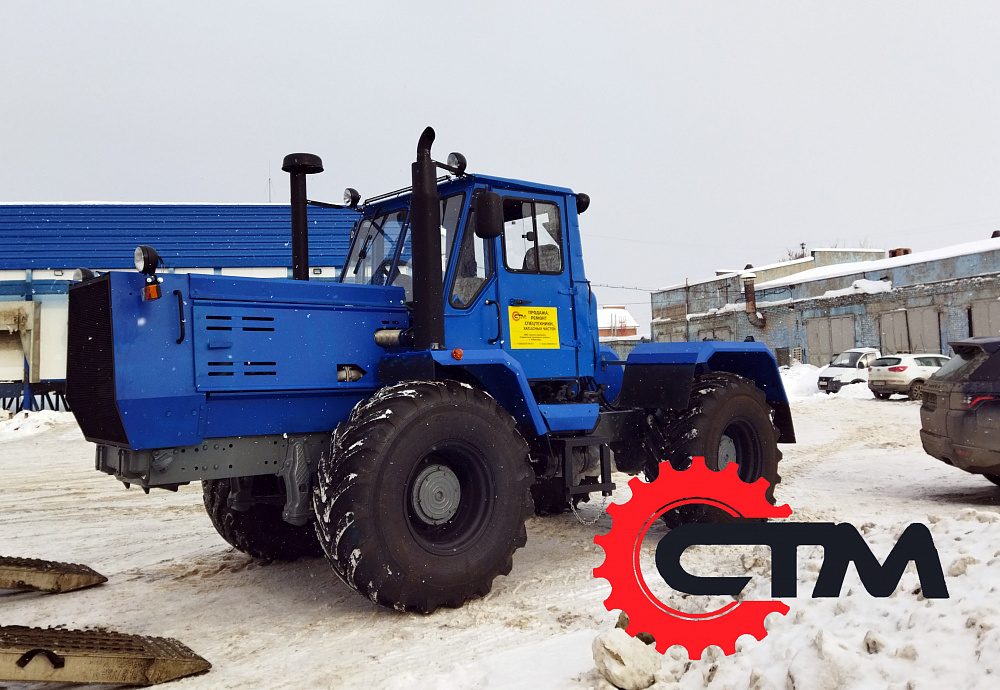 Трактор Т-150К. Харьковский тракторный завод. Цвет синий.