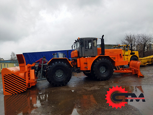 Трактор Кировец К-708 передний отвал, шнекоротор снегоочиститель