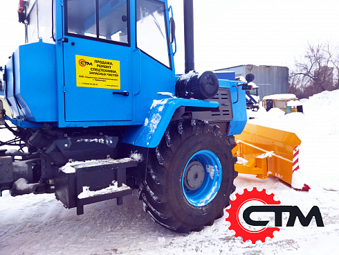 Трактор Т-150 с отвалом