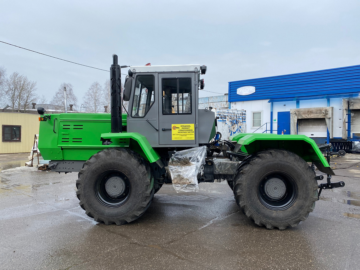 Трактор Т-150 после капремонта. Кабина Т 150 новая с кондиционером.